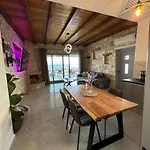 Hillhouse Ii Villa *