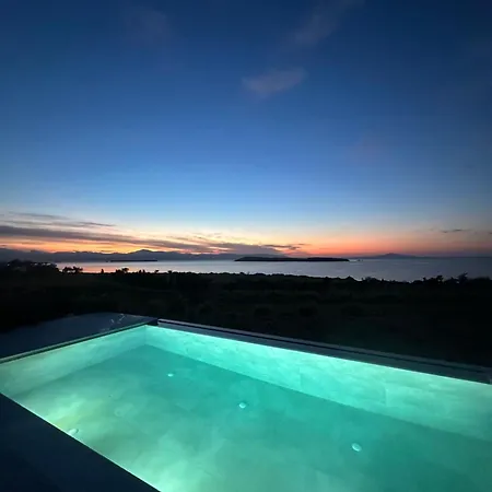 Hillhouse Ii Villa *